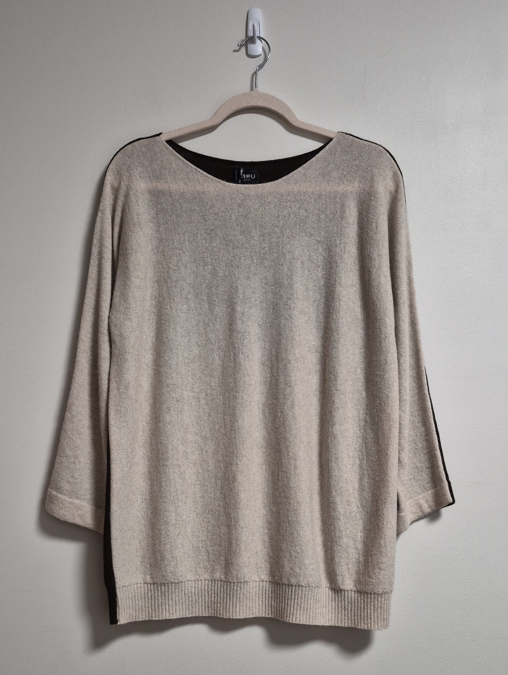 Mou Delux sweater